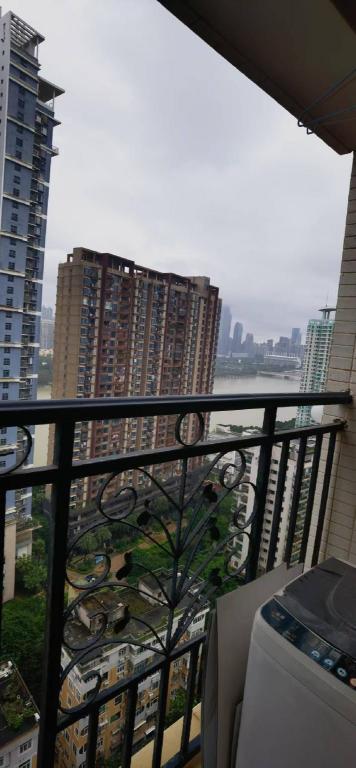 Yumi Apartment Zhuguang Gaopai 7/50