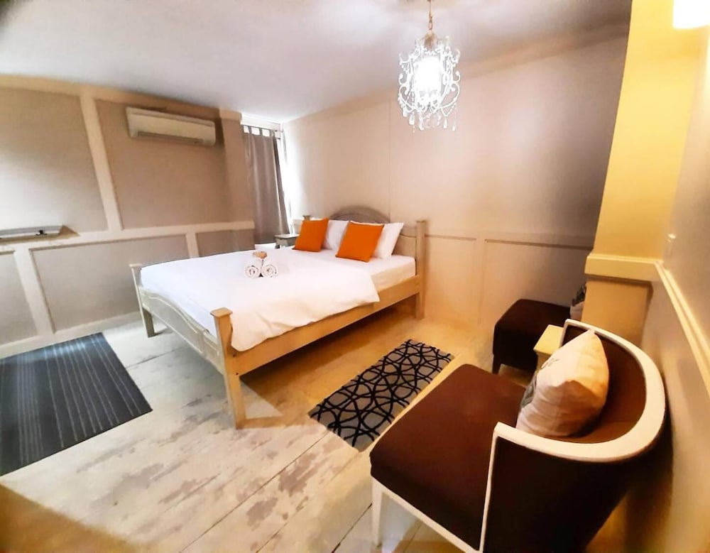 The Royal Chiangkhan Boutique Hotel 35/50