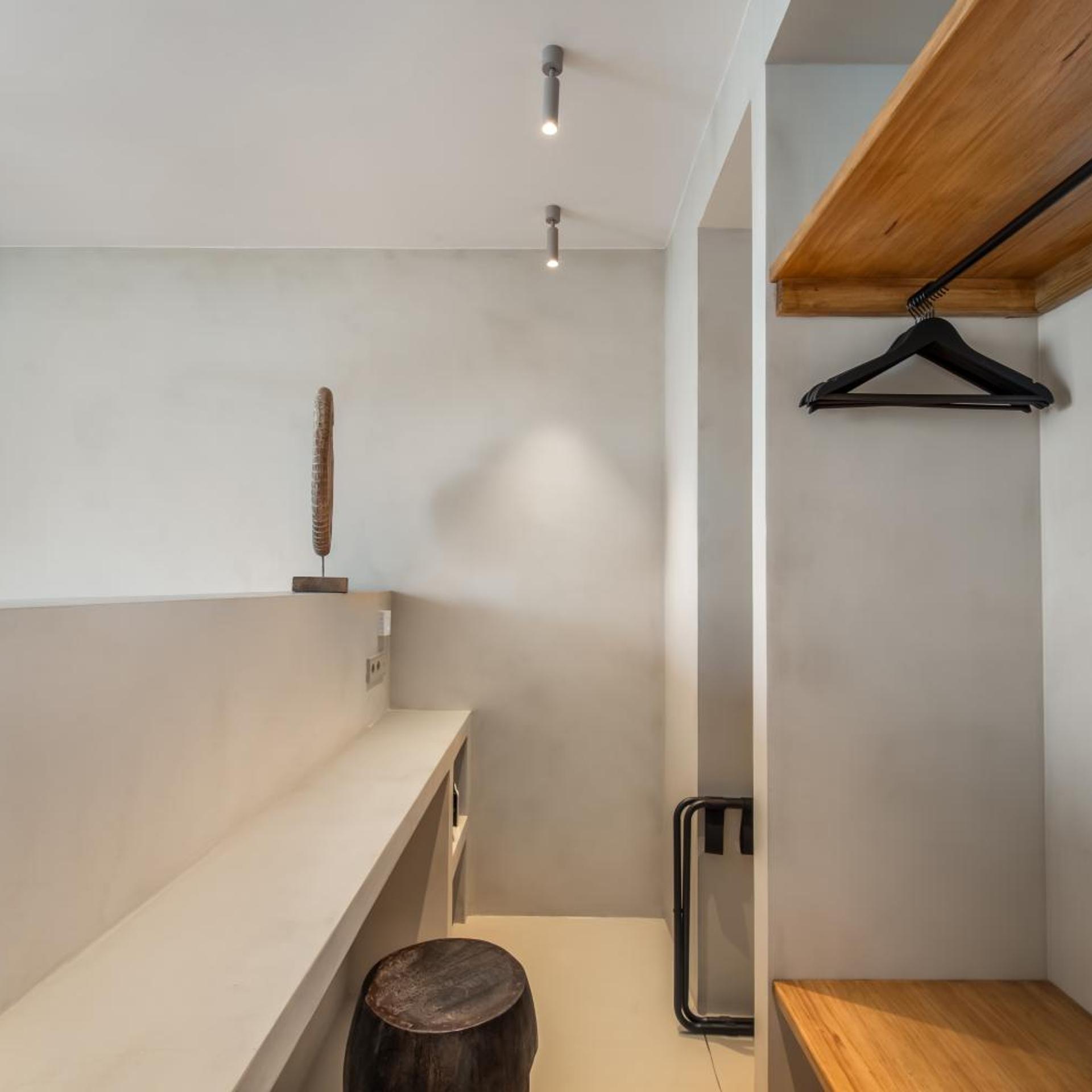 Suites by Miramar 47/50