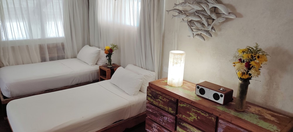 HONEYMOON, SUITE, OCEAN FRONT