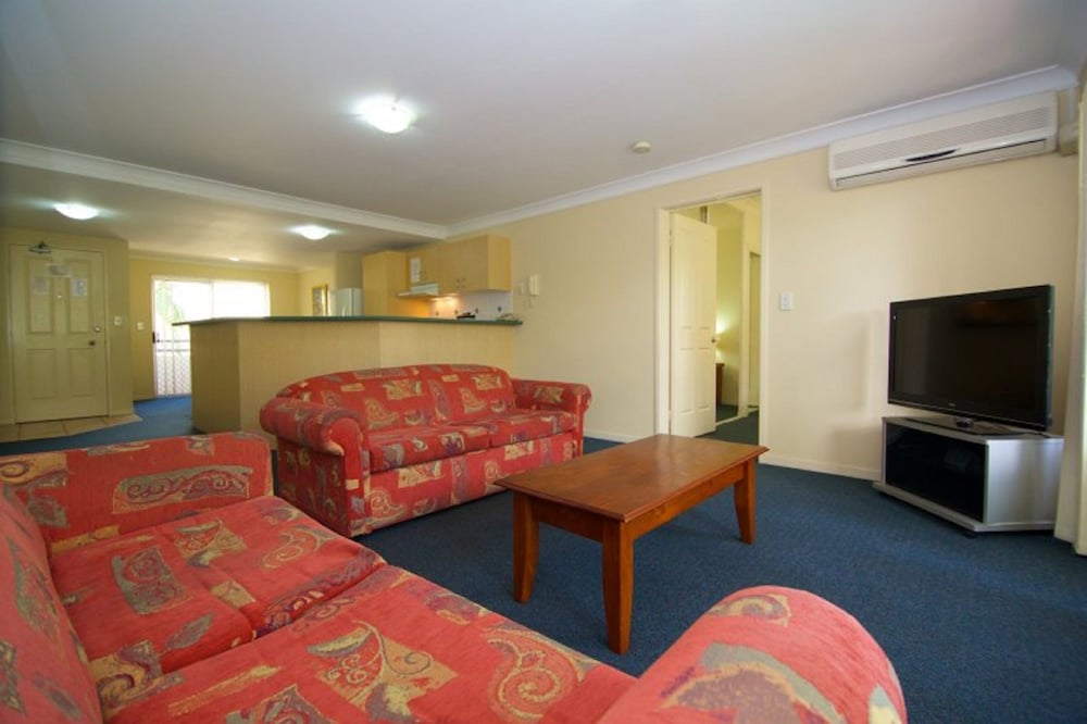 BLUE WATER BAY VILLAS 43/58