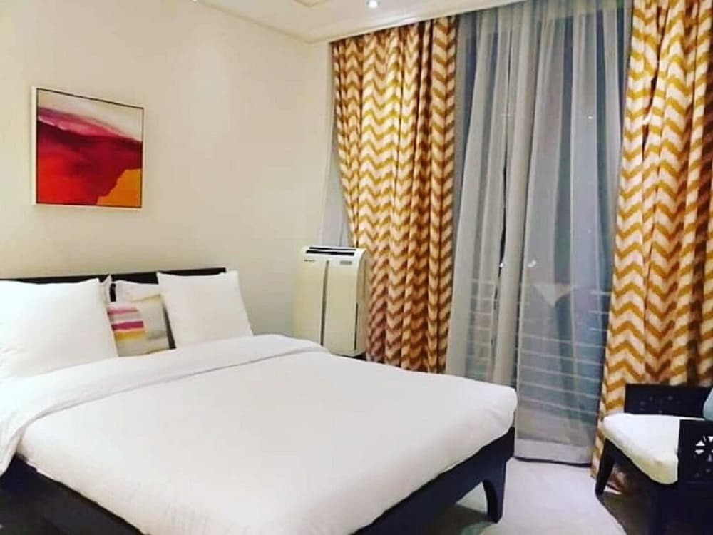 شقة ديلوكس بسرير كينج وسريرين منفصلين بإطلالة على البحر بشرفة بغرفتي نوم، Kilua Beach Resort 8/10