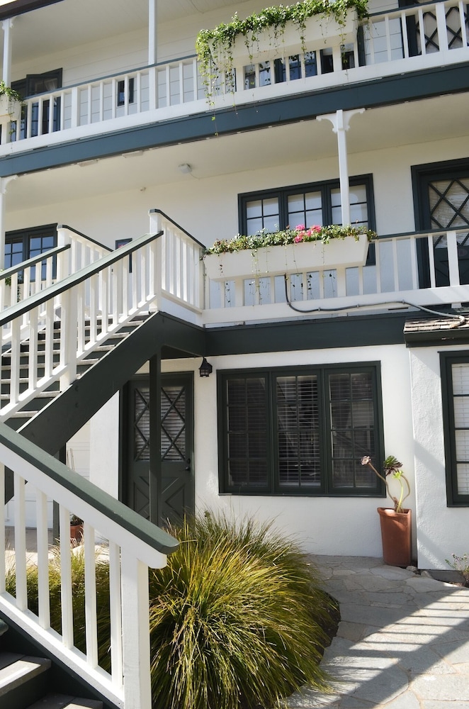 Green Gables Inn, A Four Sisters Inn 1/55