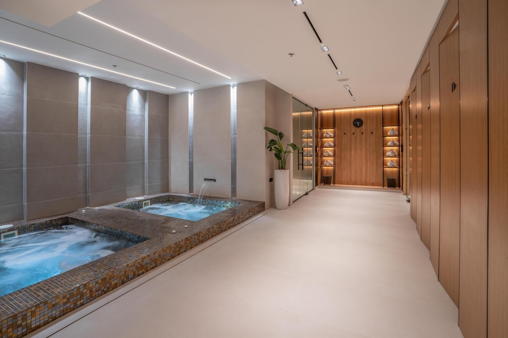 The Diplomat Radisson BLU Hotel, Residence and Spa 19/46