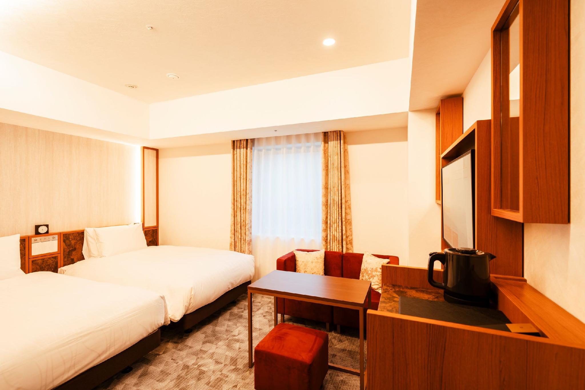 Universal, Single, Twin Beds