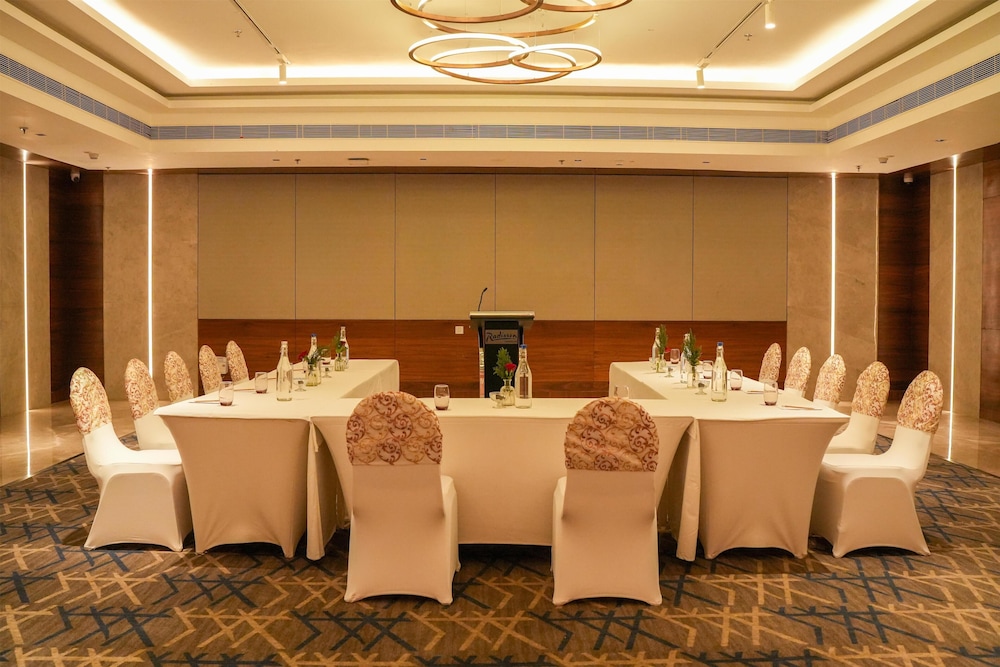 Radisson Hotel Vrindavan 41/50