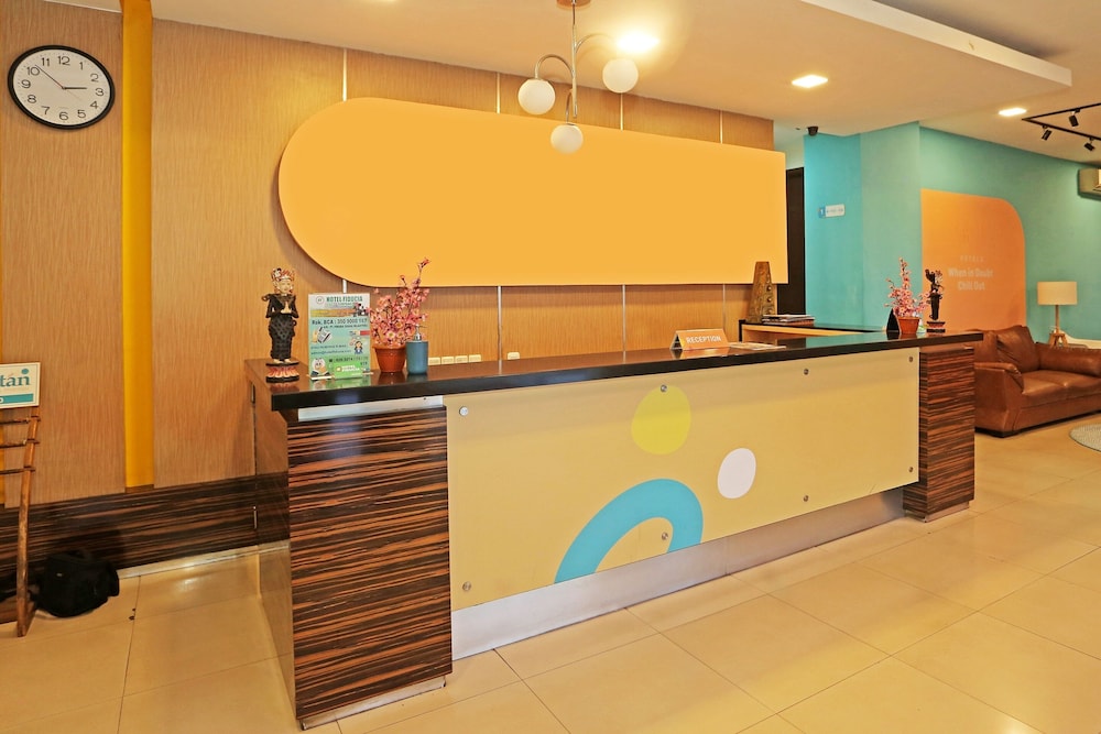 Super OYO Townhouse OAK Hotel Fiducia Serpong 10/44