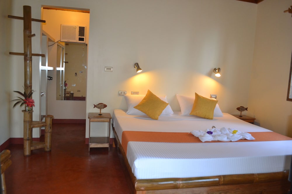Camiguin Volcan Beach Eco Retreat Dive Resort 12/68