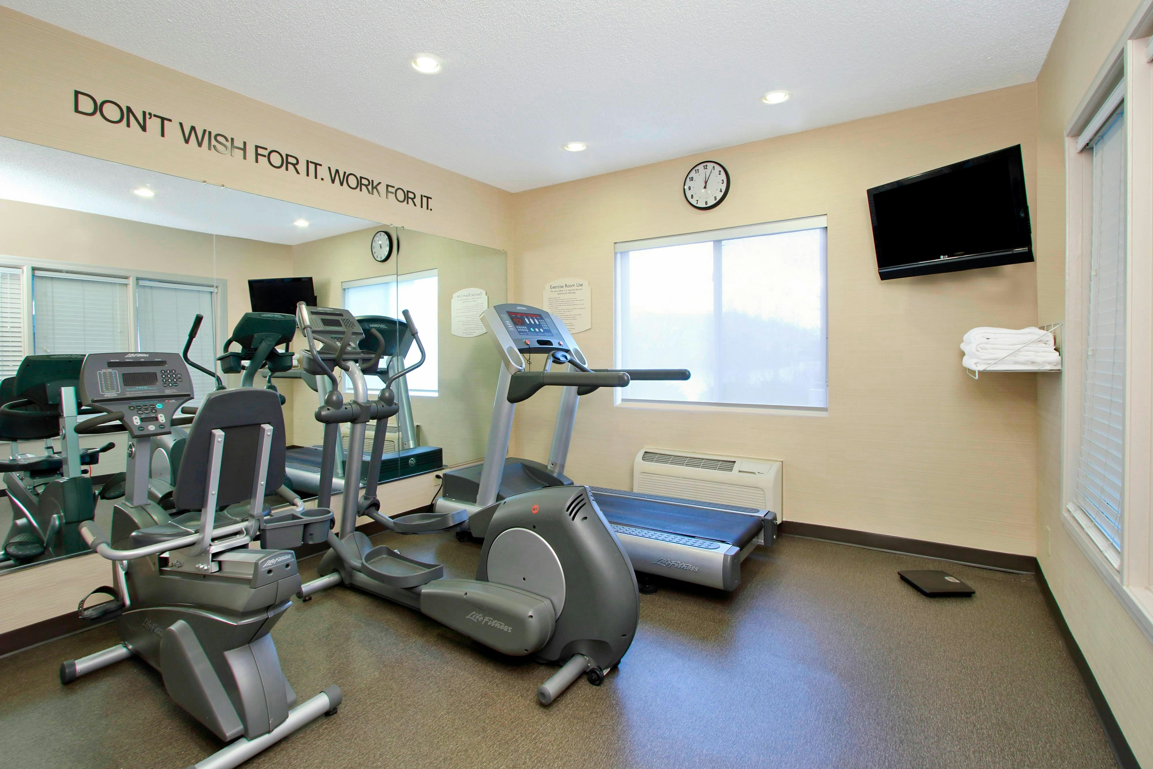 Fairfield Inn Suites By Marriott Colorado Springs South 3/10