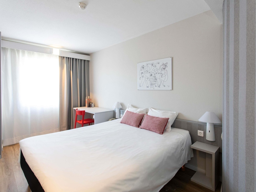 IBIS VALENCIA ALFAFAR 20/73