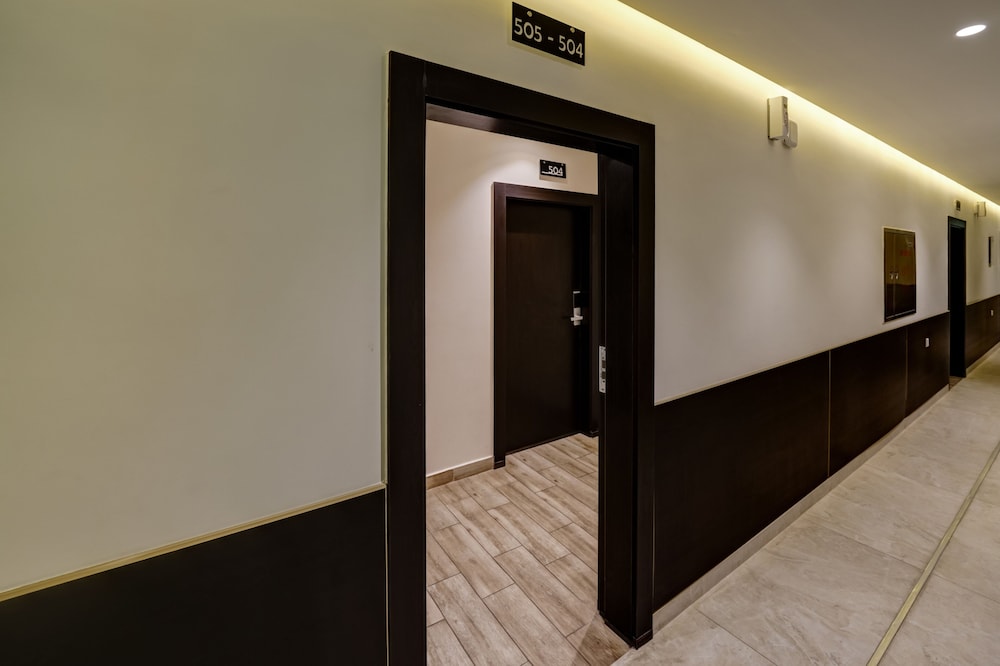 Luciana Hotel By FHM 40/58