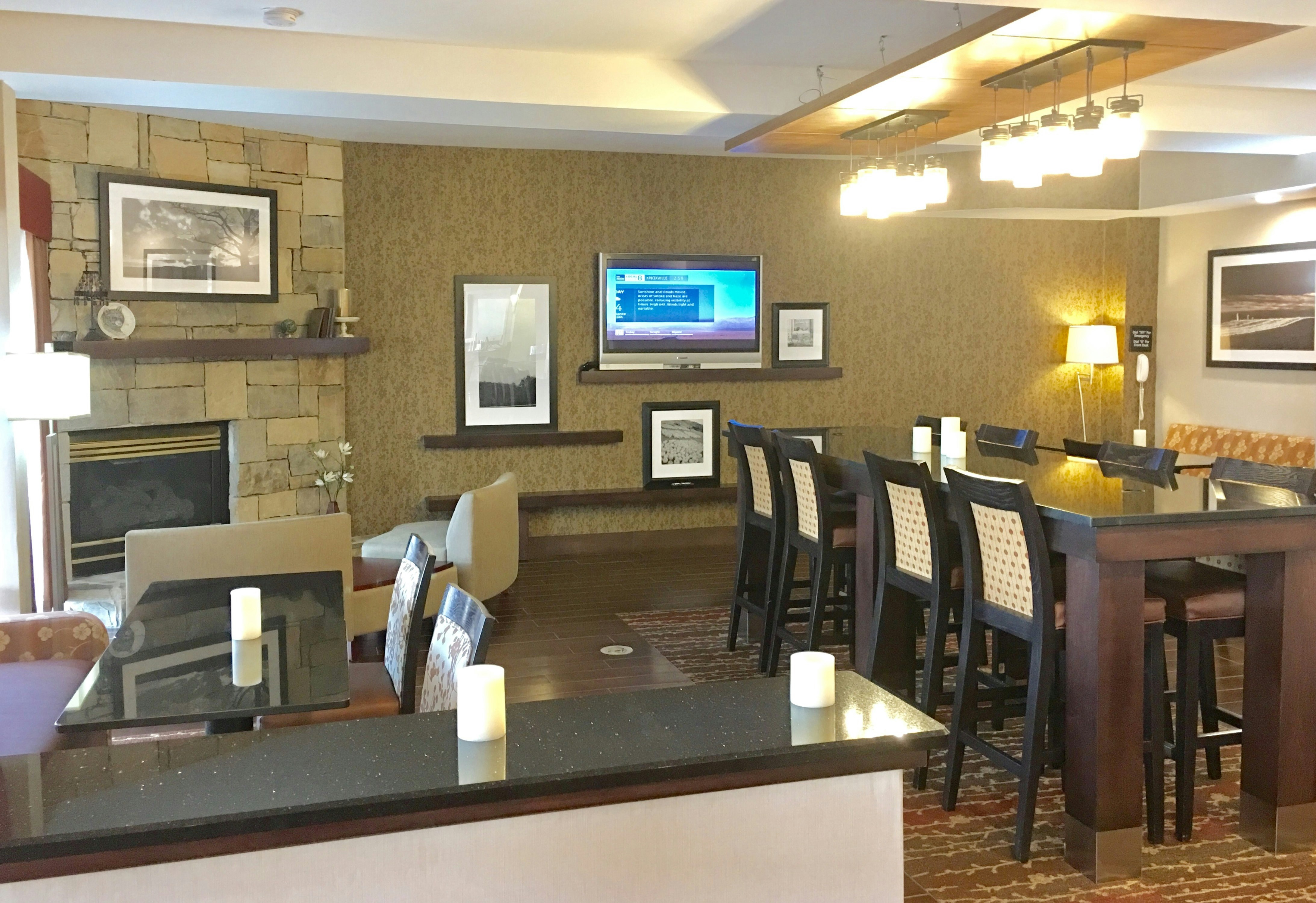 Hampton Inn Sevierville 38/43