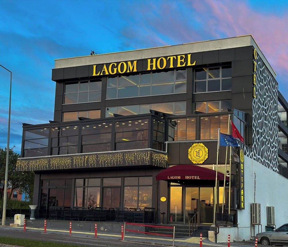 Lagom Hotel 2/25