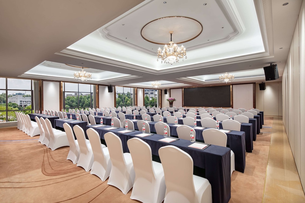 Ramada Plaza By Wyndham Dongguan Songshan Lake 20/23