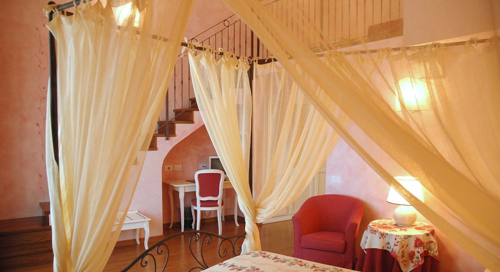 BORGO DI CORTEFREDA 44/92