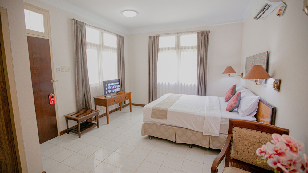 Brongto Hotel 22/55