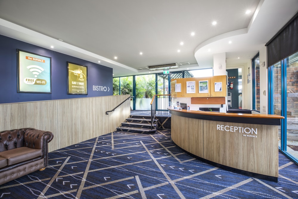 Burvale Hotel 6/39