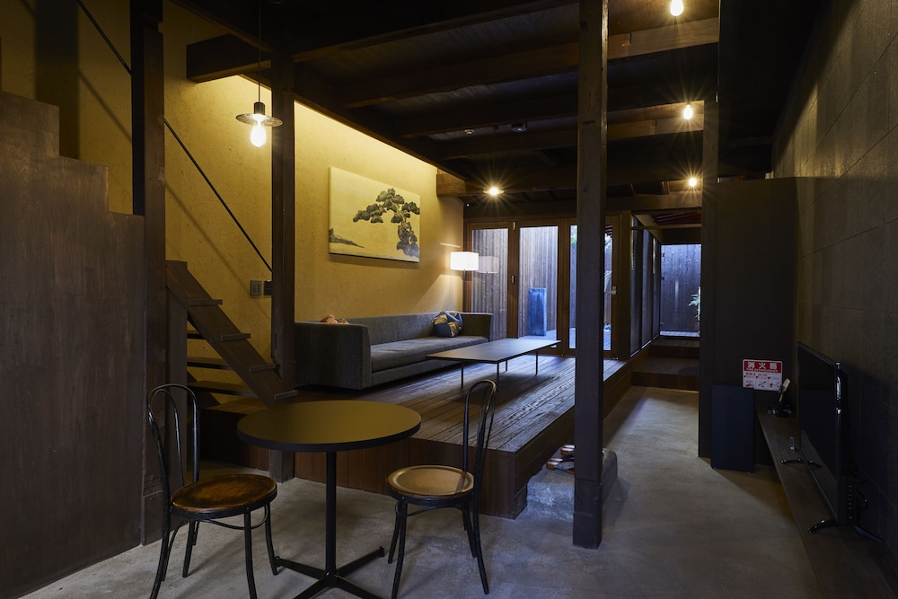 Rinn Premium Machiya Townhouse Kyoto Nijo Castle North [VR] 36/50