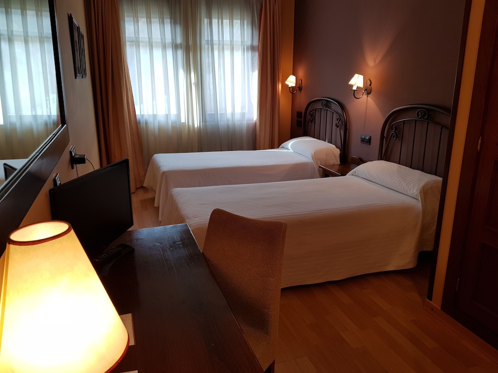 Hotel Cotiella 28/55