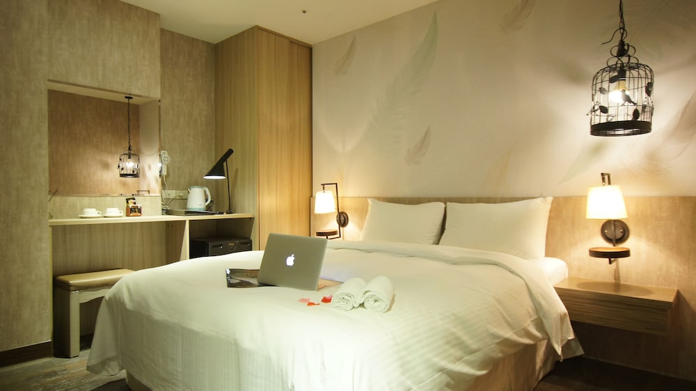 Colors Infinity Inn 25/70