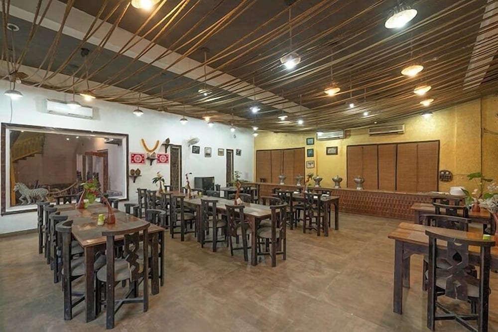 Le Reserve Resort Corbett 35/50