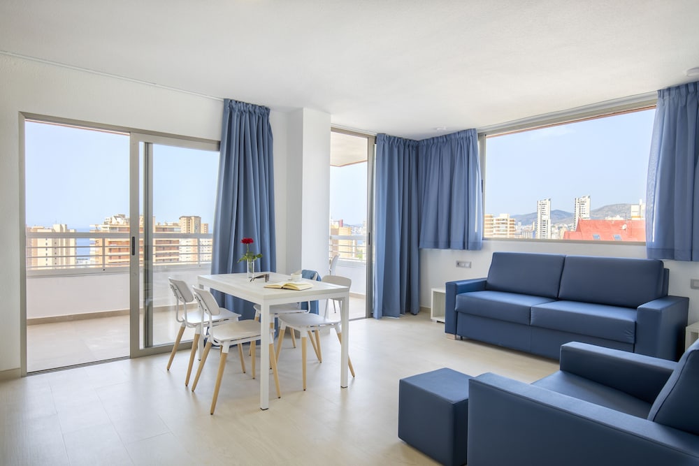 Levante Lux Apartamentos 12/30