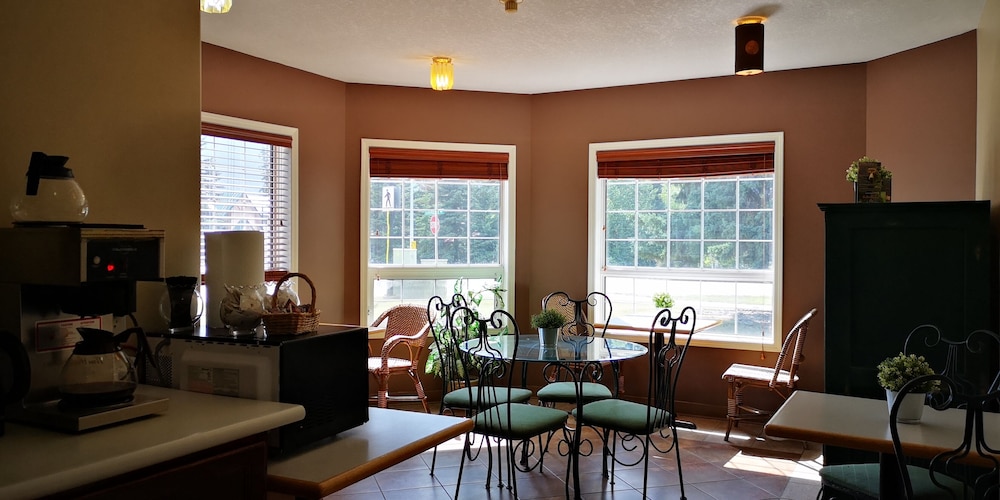 Mountain View Inn 45/62