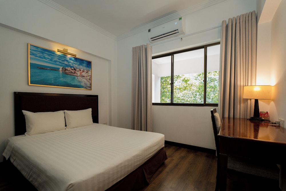 2 BEDROOMS, APARTMENT