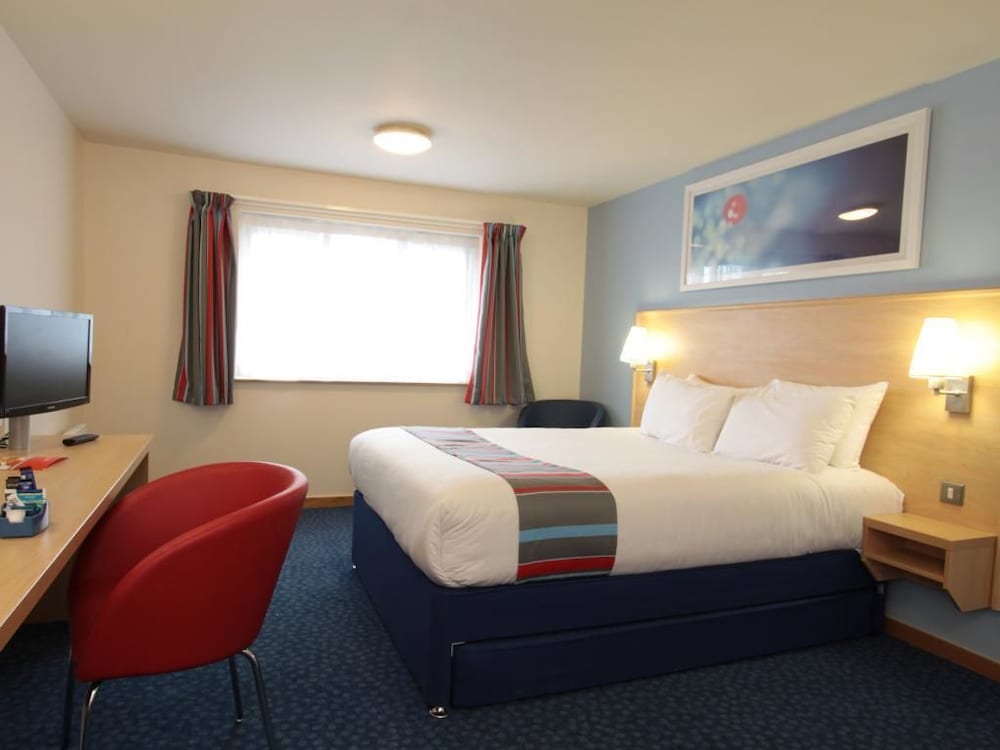 Travelodge Manchester Ancoats 11/25