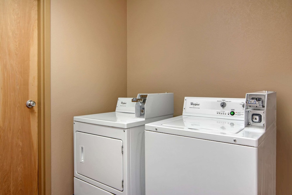 Quality Inn Loganville US Highway 78 25/31