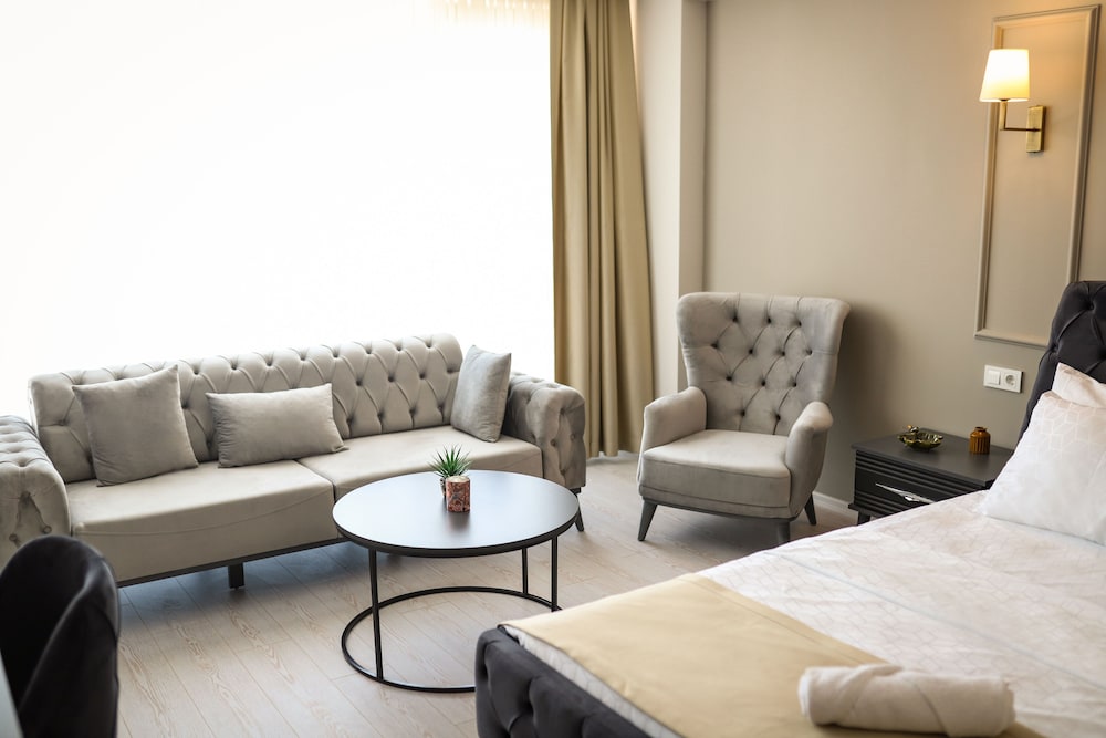 Petra Hotel Tuzla 15/21