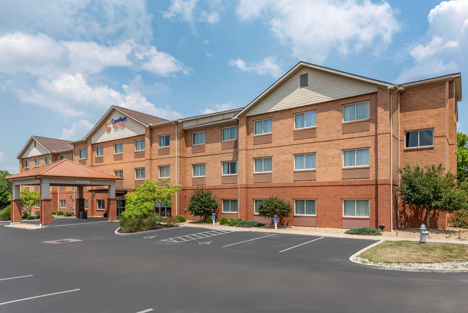 Comfort Suites Mason Near Kings Island 18/19