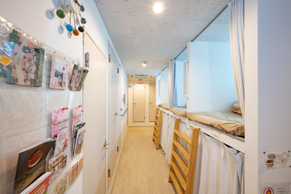 Bnb+ Costelun Akiba - Hostel Caters To Adult Female Only 35/50