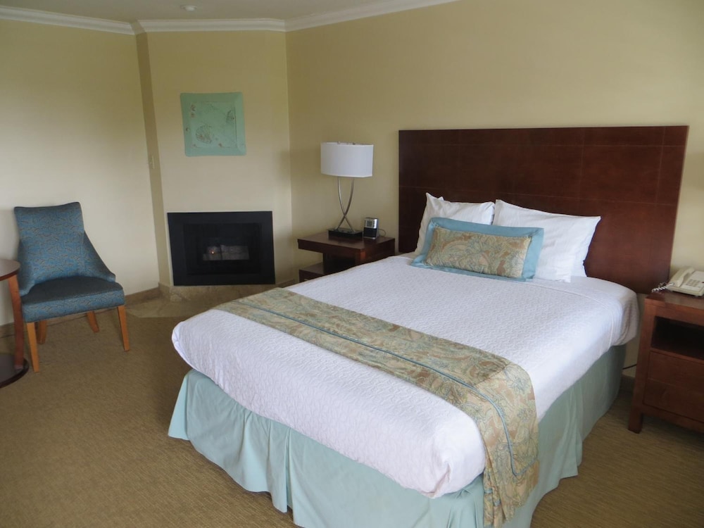 Carmel Bay View Inn 7/46