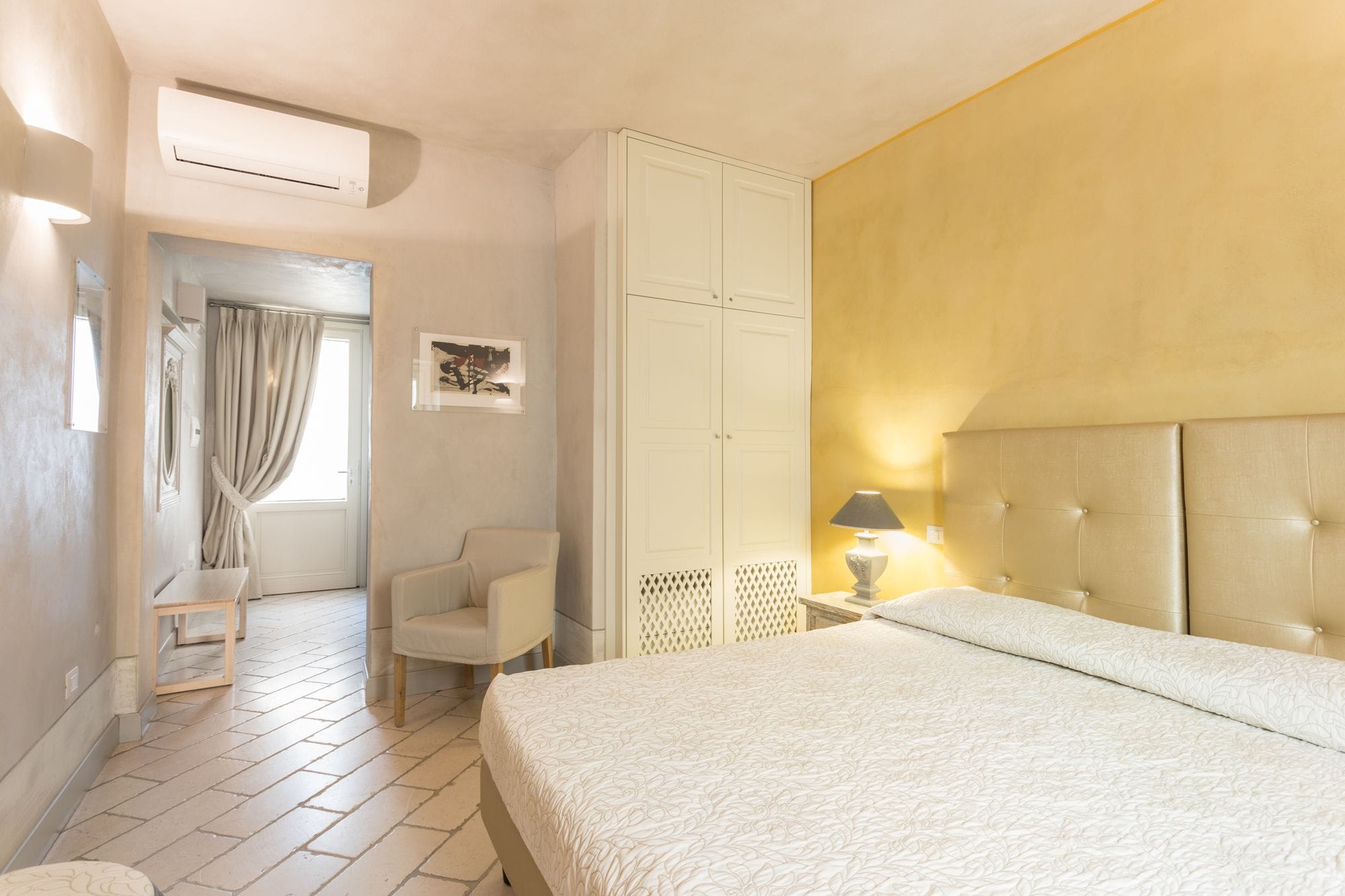 ROOM, DOUBLE BED, ANNEX