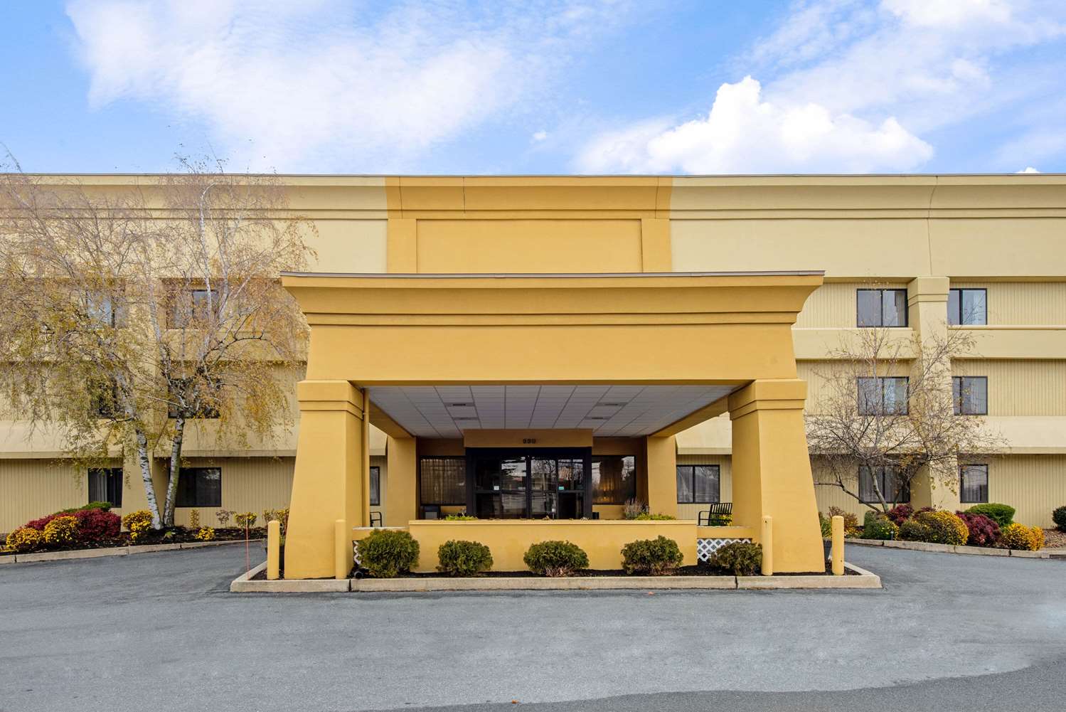La Quinta Inn And Suites By Wyndham Harrisburg Airport Hershey 2/48