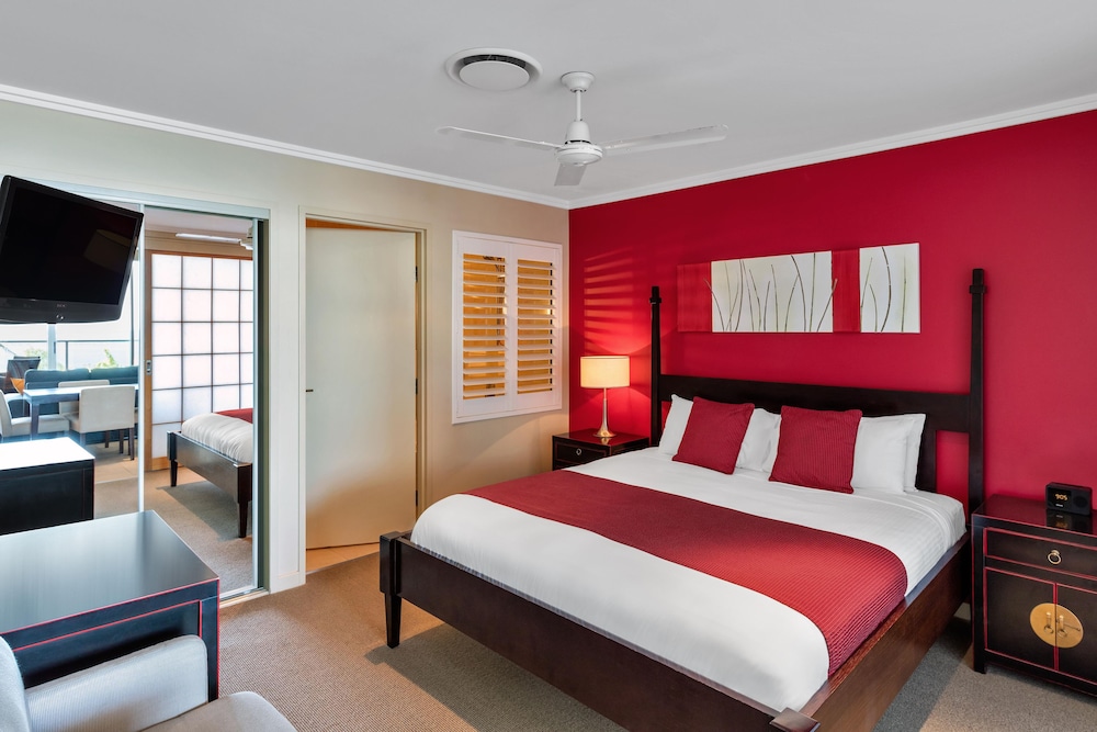 2 Bedrooms, Apartment, Pool View, Oaks Hervey Bay Resort and Spa 3/9