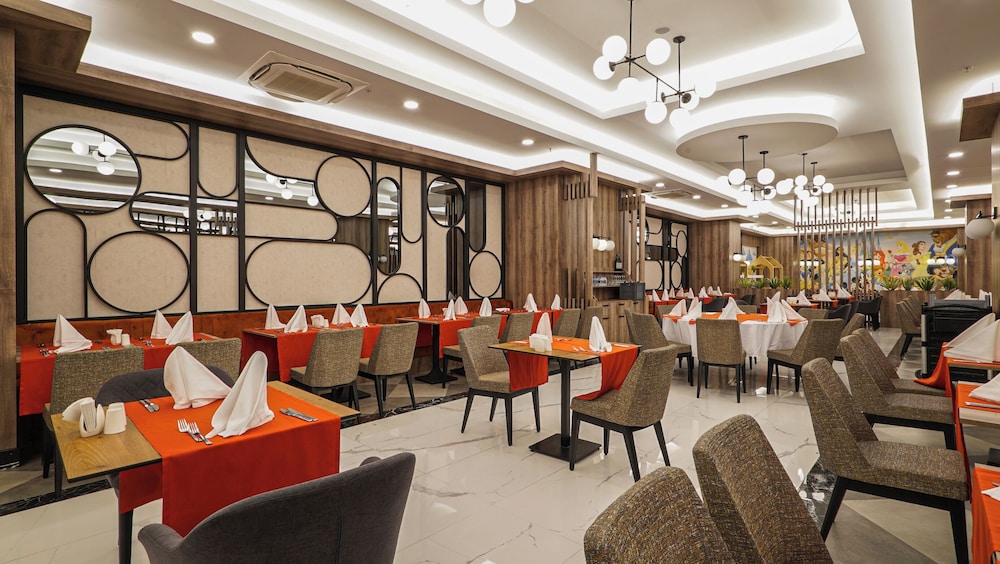 Arnor Deluxe Hotel And Spa 50/71