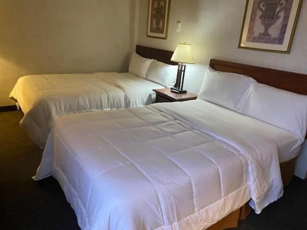 Raritan Hotel 12/34