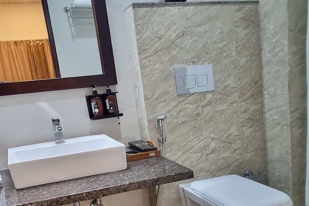 HOTEL LABH GARH PALACE 47/55
