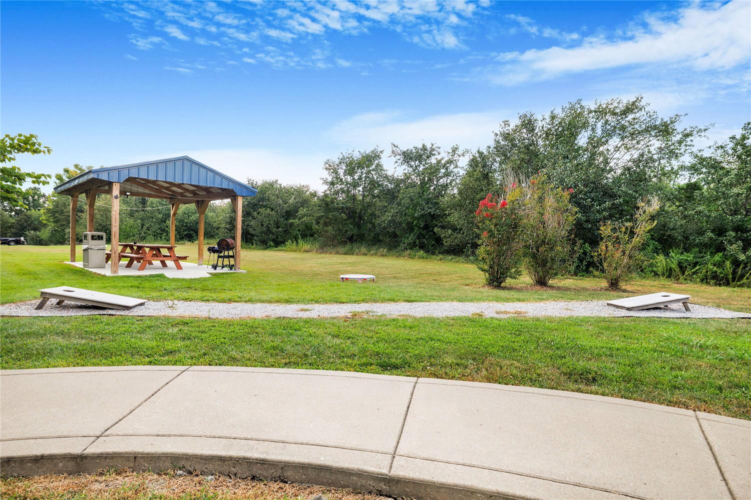 Baymont by Wyndham Madisonville 10/12