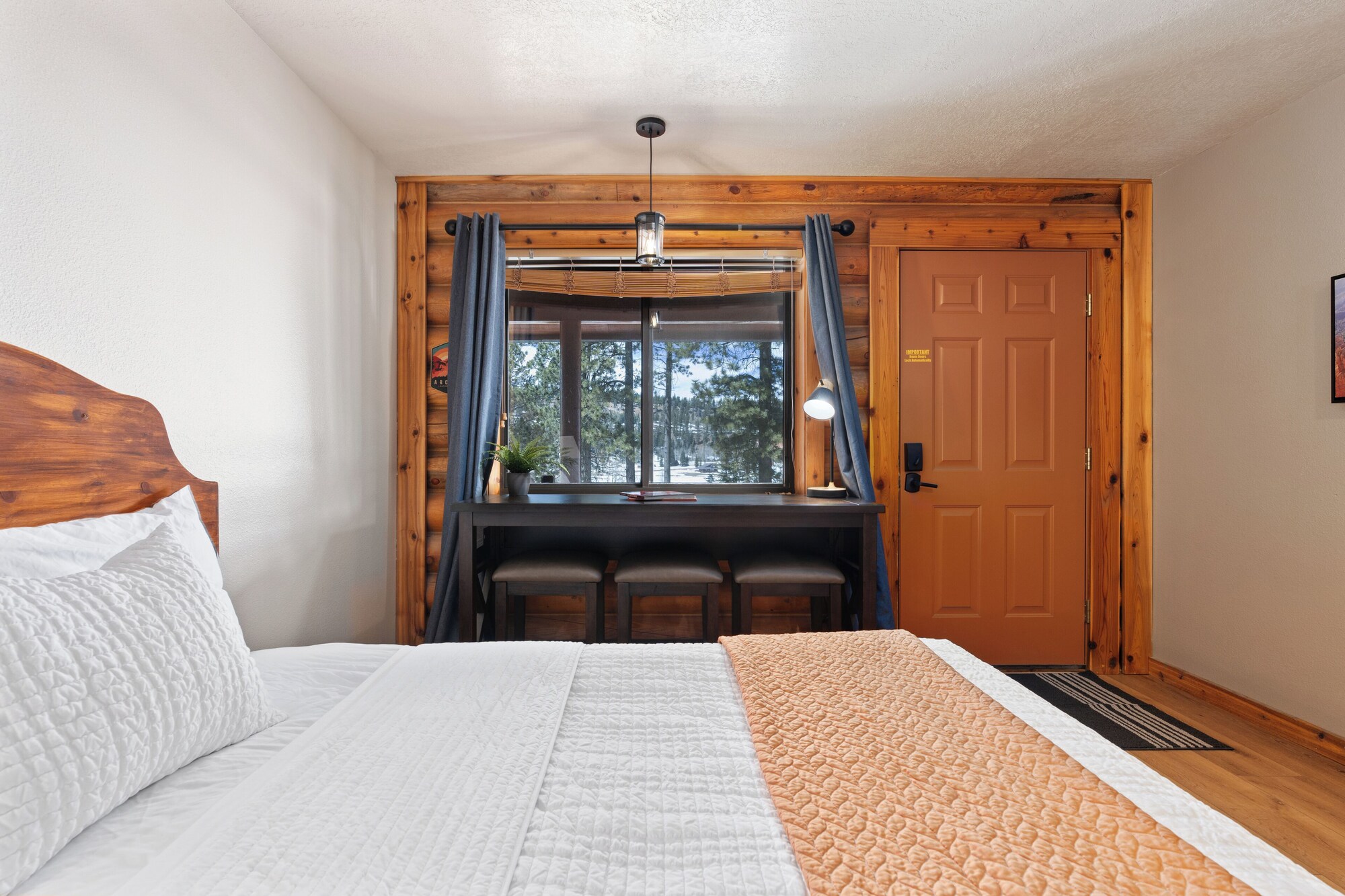 Escape, Red Rock, 2 Queen Beds