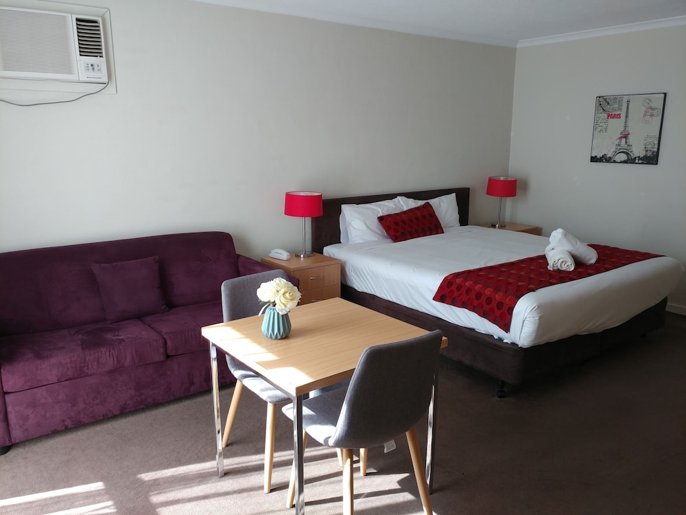 Parkdale Motor Inn 29/45