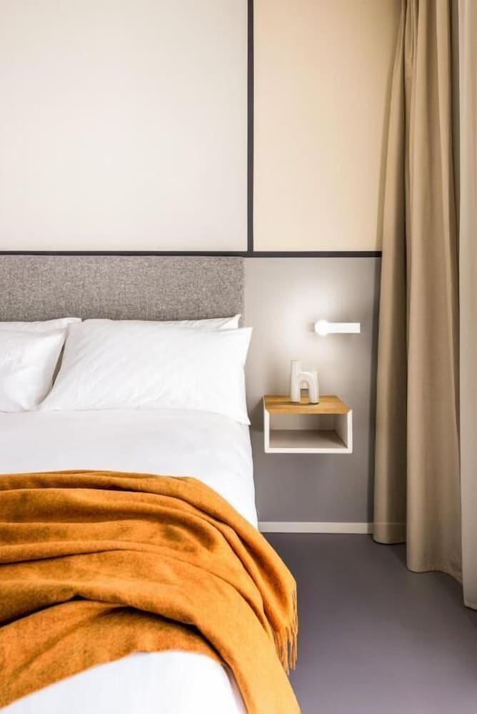 Open Hotel 26/38