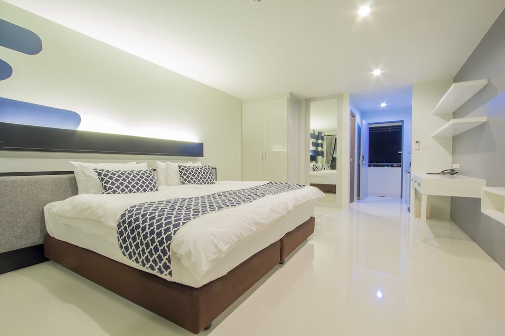 Baba House Phuket 18/58