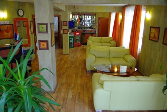 Palitra Family Hotel 22/35
