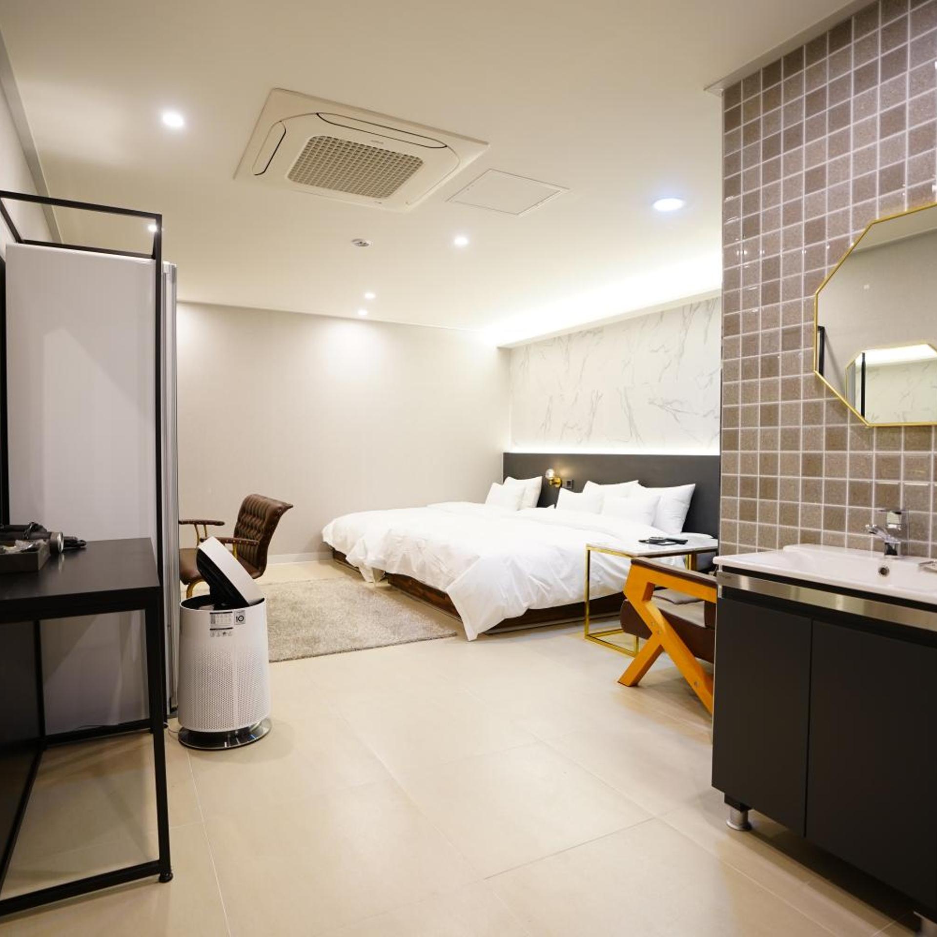Dongdaemun Saturn Hotel 28/46