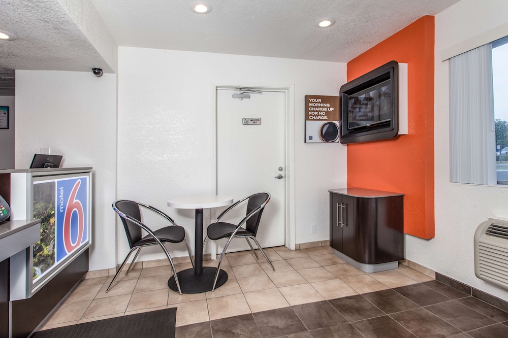 Motel6 Vacaville, CA 11/42