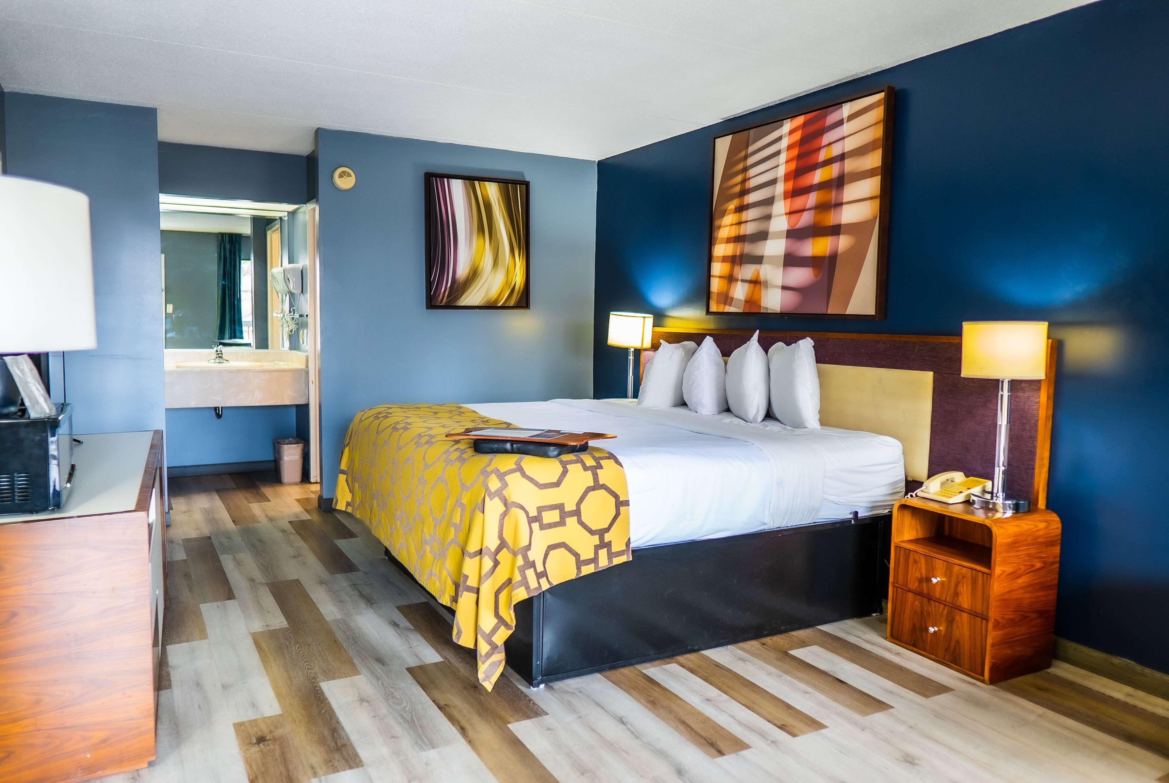 غرفة بسرير كينج، Baymont by Wyndham London KY 2/2