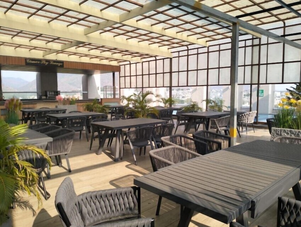 Bellevue Sarovar Premiere Junagadh 35/49